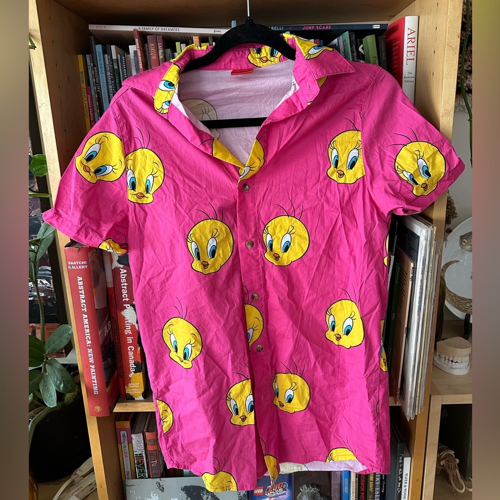 Cakeworthy Tweety Bird Button Up